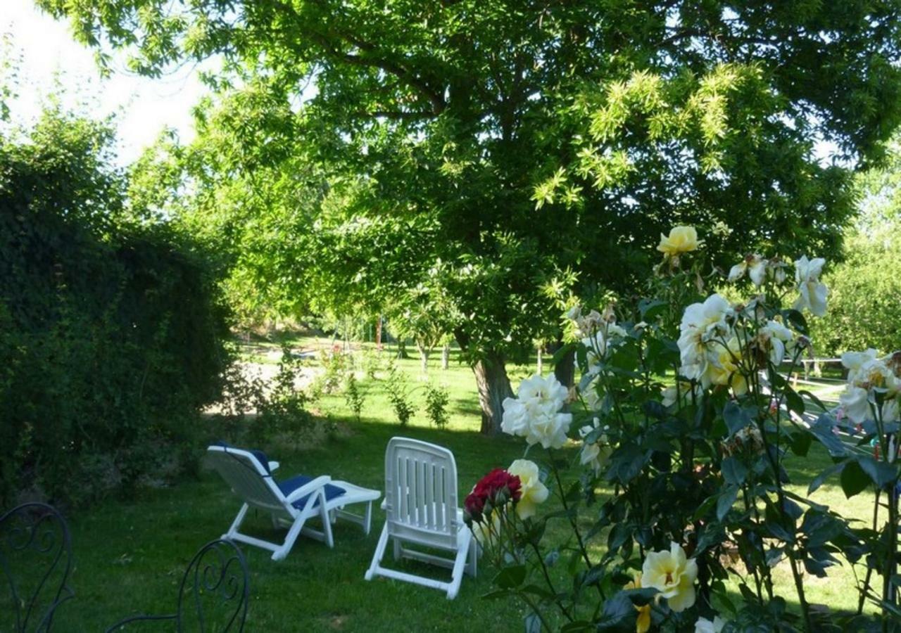 Logis De Chezelles Bed & Breakfast Sidiailles Exterior foto
