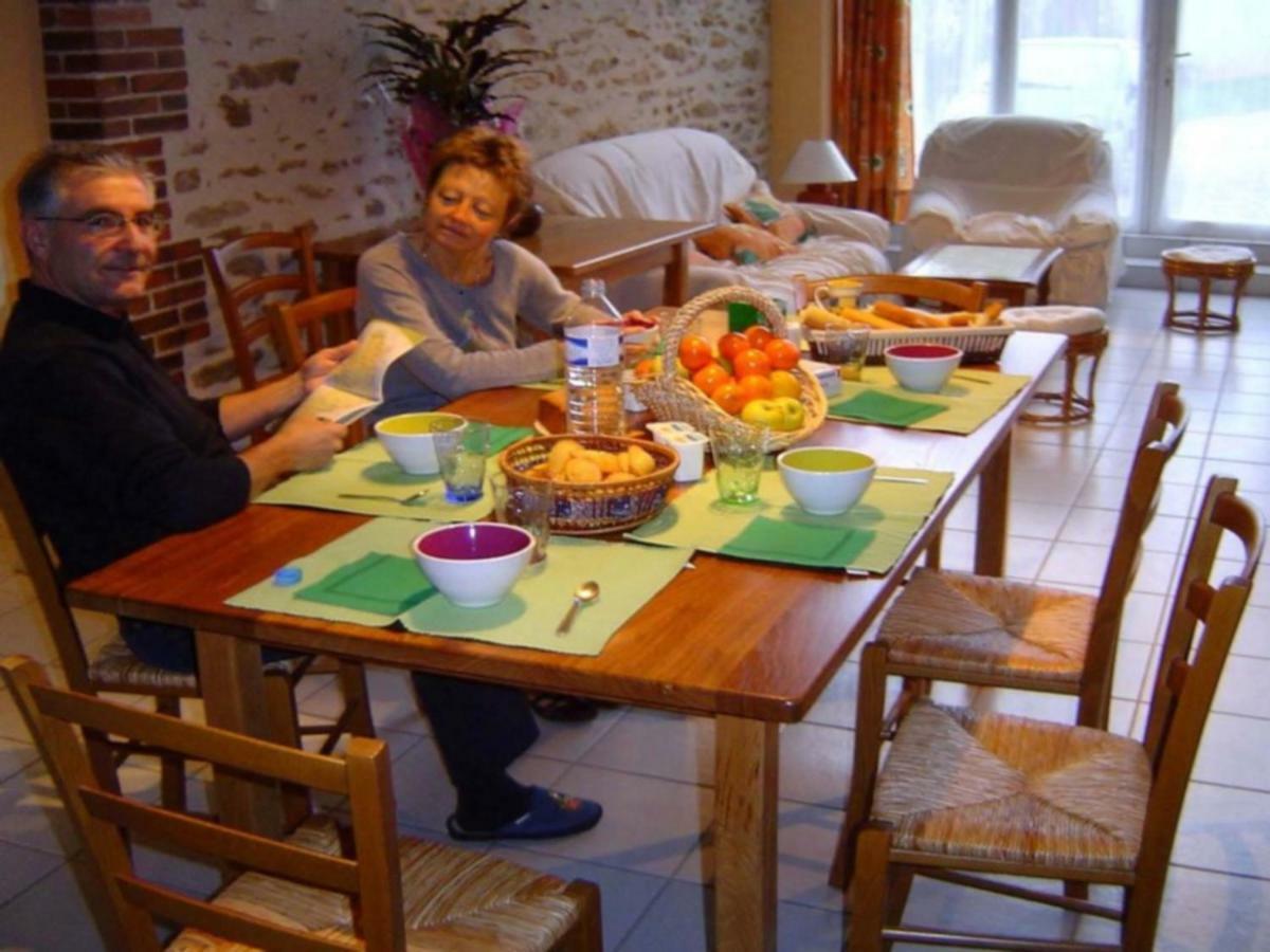 Logis De Chezelles Bed & Breakfast Sidiailles Exterior foto